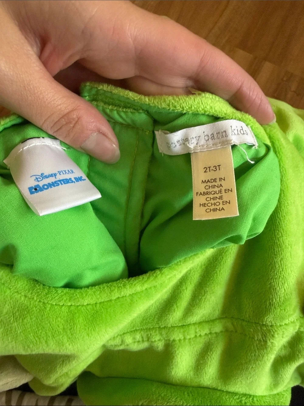 Pottery Barn Kids Bright Green One-Eye Monster Costume Top with Gloves and Feet - Picture 6 of 7